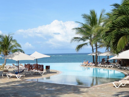 The Kenyan Escape: Safari, City & Sea
