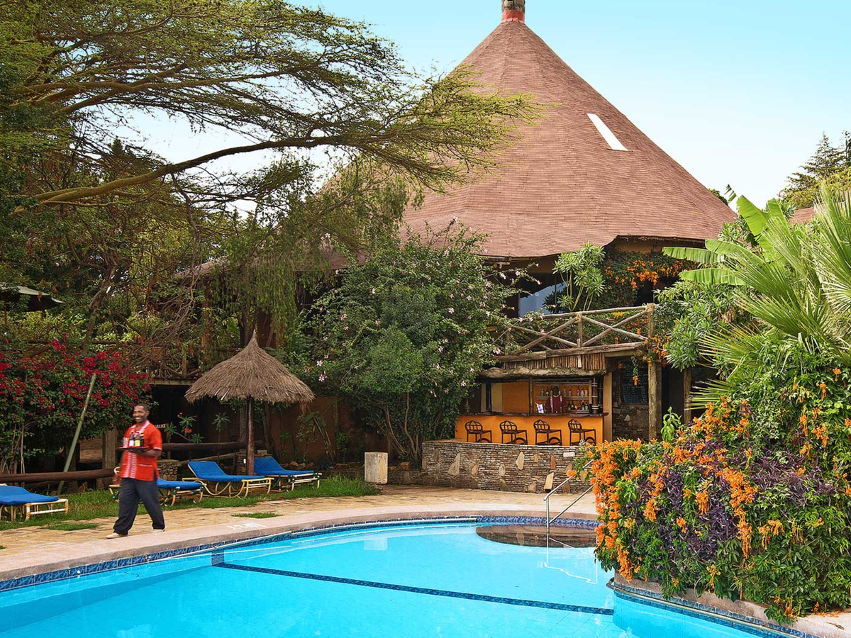 The Kenyan Escape: Safari, City & Sea