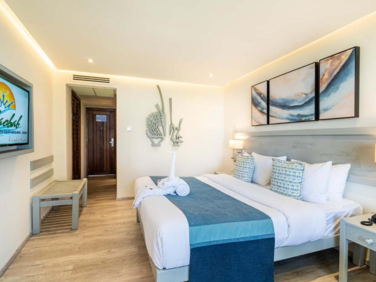 The Kenyan Escape: Safari, City & Sea
