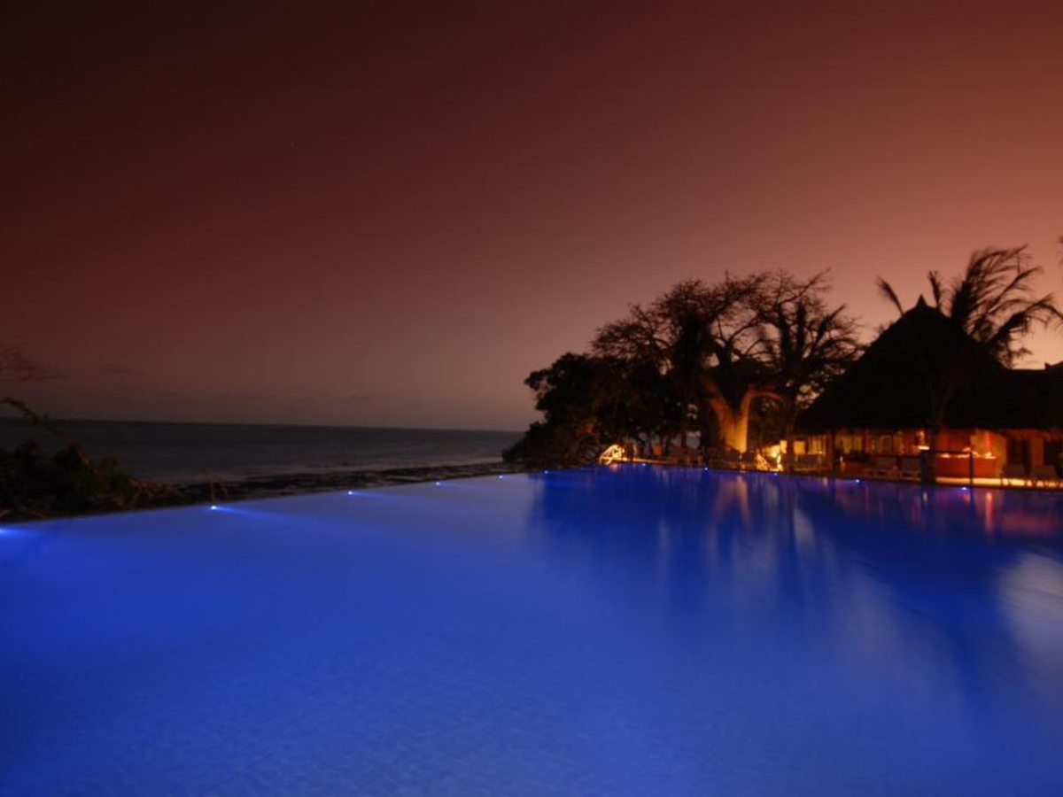 The Kenyan Escape: Safari, City & Sea